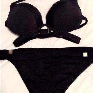 Black bikini w/gold accents